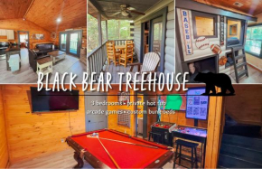 20 Percent Off Special! Spacious cabin with hot tub, bunkbeds, and arcade games!